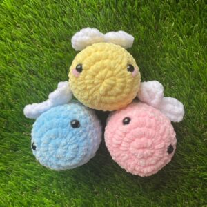 Fluffly Bee Plushies