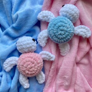 Fluffy Turtle Rattle